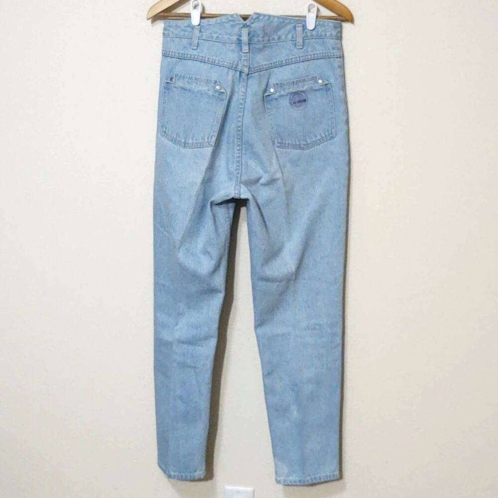 La Gear Super High Waisted 80s Tapered Jeans Light Wash L.A. Gear View 2